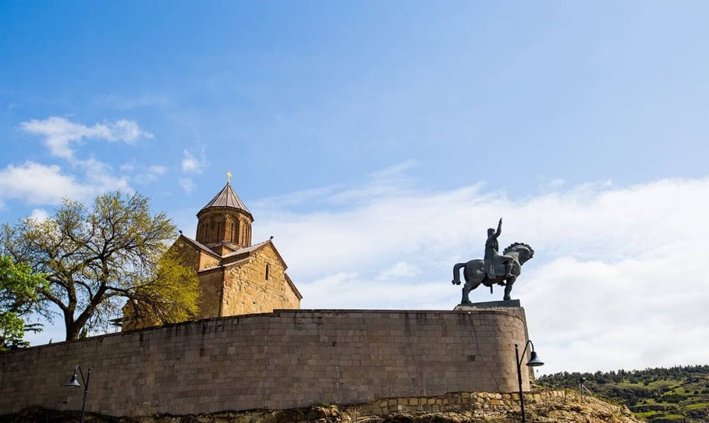 picture of King George the Redeemer statue in Tbilisi Georgia