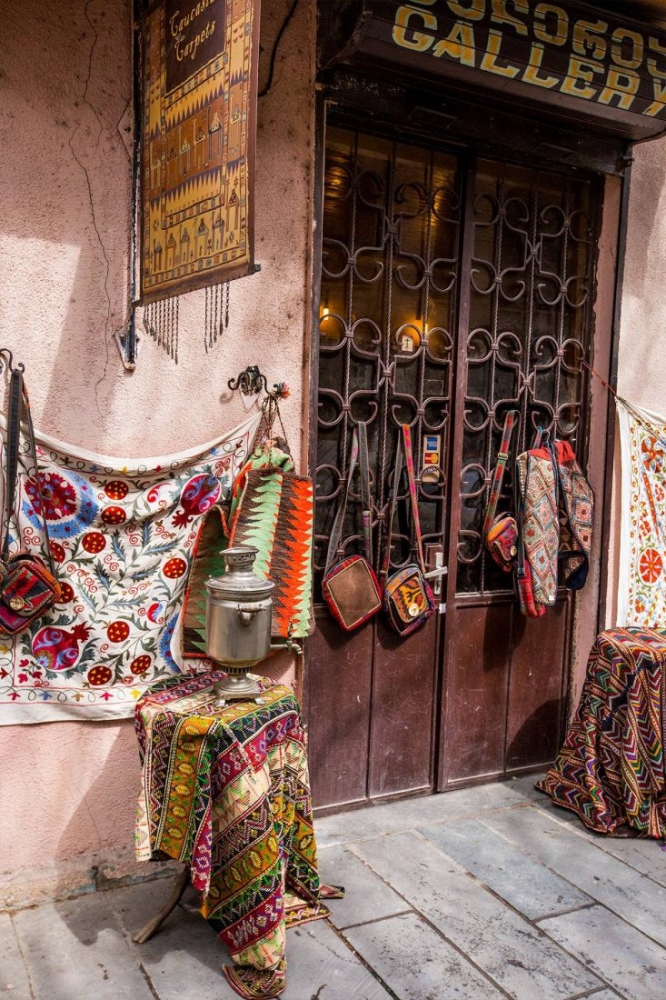 picture of a rug shop in old town tbilisi georgia