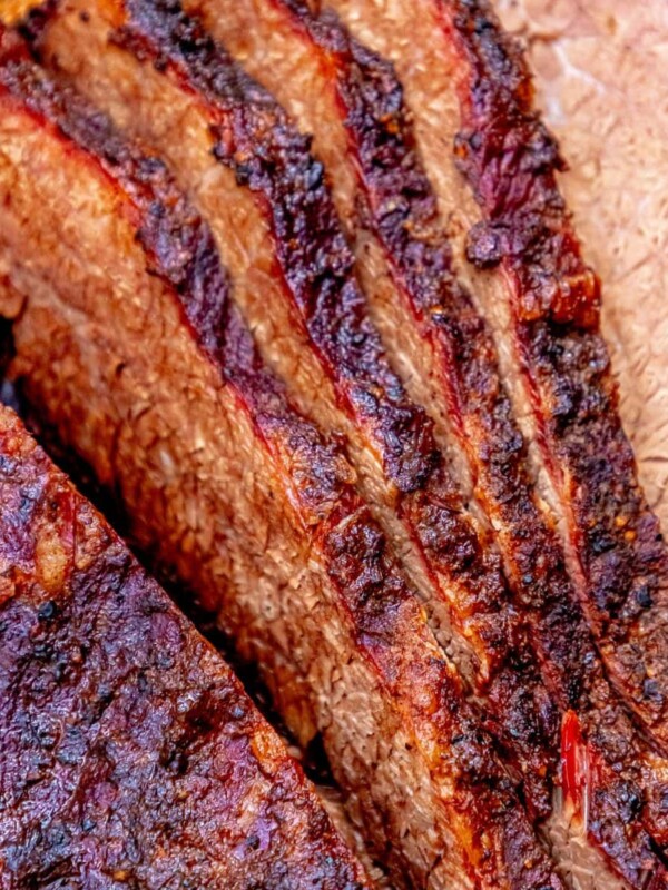 sliced smoked brisket